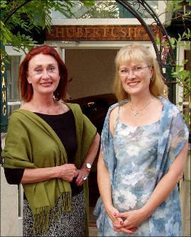 Berit Carlberg och Eva Magnusson i Bad Ischl 2007.